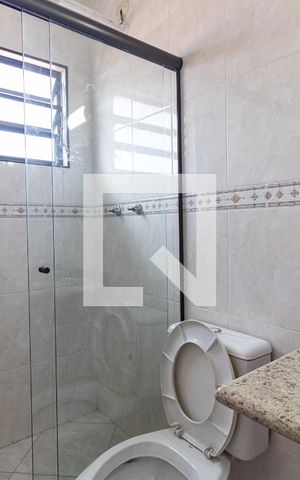 Casa à venda com 200m², 3 quartos e 4 vagas Casa à venda com 200m², 3 quartos e 4 vagasBanheiro da Suíte 3