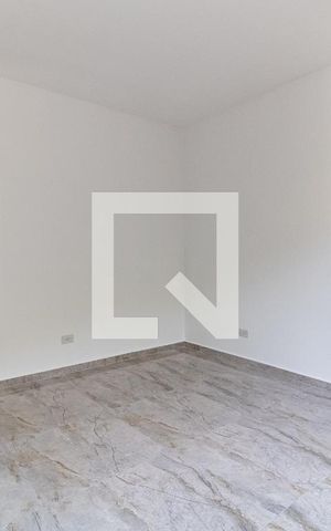 Casa à venda com 200m², 3 quartos e 4 vagas Casa à venda com 200m², 3 quartos e 4 vagasSuíte 2