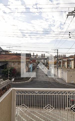 Casa à venda com 200m², 3 quartos e 4 vagas Casa à venda com 200m², 3 quartos e 4 vagasVista da Sala