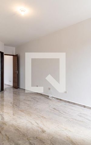 Casa à venda com 200m², 3 quartos e 4 vagas Casa à venda com 200m², 3 quartos e 4 vagasSuíte 1