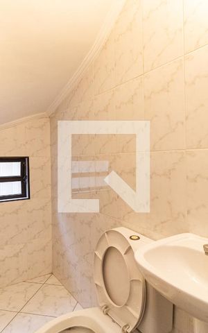 Casa à venda com 200m², 3 quartos e 4 vagas Casa à venda com 200m², 3 quartos e 4 vagasLavabo