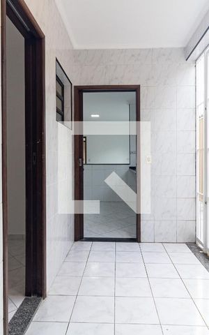 Casa à venda com 200m², 3 quartos e 4 vagas Casa à venda com 200m², 3 quartos e 4 vagasÁrea de Serviço