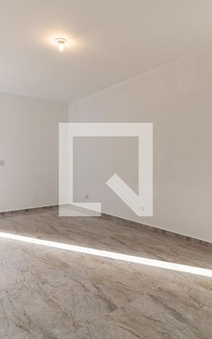 Casa à venda com 200m², 3 quartos e 4 vagas Casa à venda com 200m², 3 quartos e 4 vagasSuíte 1
