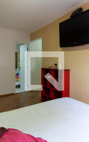 Apartamento à venda com 75m², 3 quartos e 1 vaga Apartamento à venda com 75m², 3 quartos e 1 vagaSuíte