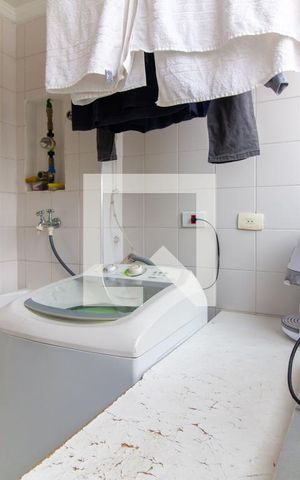 Apartamento à venda com 75m², 3 quartos e 1 vaga Apartamento à venda com 75m², 3 quartos e 1 vagaÁrea de Serviço