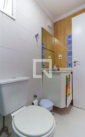 Apartamento à venda com 75m², 3 quartos e 1 vaga Apartamento à venda com 75m², 3 quartos e 1 vagaBanheiro da Suíte