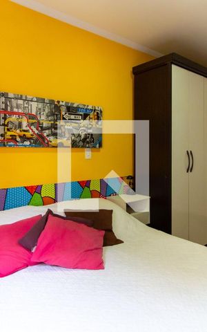 Apartamento à venda com 75m², 3 quartos e 1 vaga Apartamento à venda com 75m², 3 quartos e 1 vagaSuíte