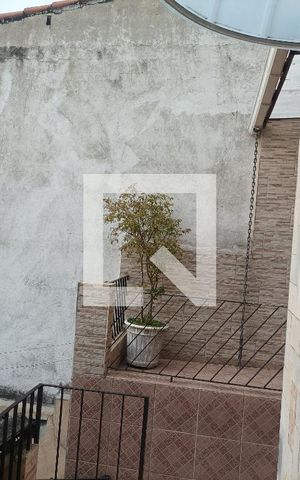Casa à venda com 108m², 2 quartos e 2 vagas Casa à venda com 108m², 2 quartos e 2 vagasQuintal