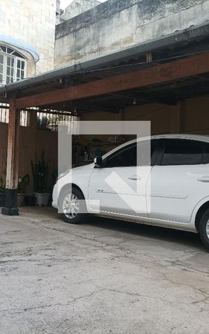 Casa à venda com 108m², 2 quartos e 2 vagas Casa à venda com 108m², 2 quartos e 2 vagasGaragem