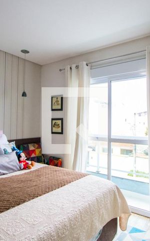 Casa à venda com 200m², 3 quartos e 4 vagas Casa à venda com 200m², 3 quartos e 4 vagasQuarto 1 - Suíte