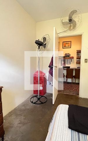 Casa à venda com 250m², 4 quartos e 5 vagas Casa à venda com 250m², 4 quartos e 5 vagasQuarto 3