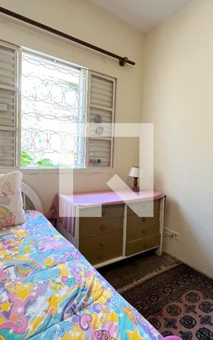 Casa à venda com 250m², 4 quartos e 5 vagas Casa à venda com 250m², 4 quartos e 5 vagasQuarto 4