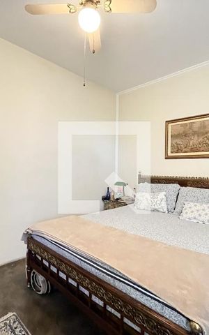 Casa à venda com 250m², 4 quartos e 5 vagas Casa à venda com 250m², 4 quartos e 5 vagasQuarto 1