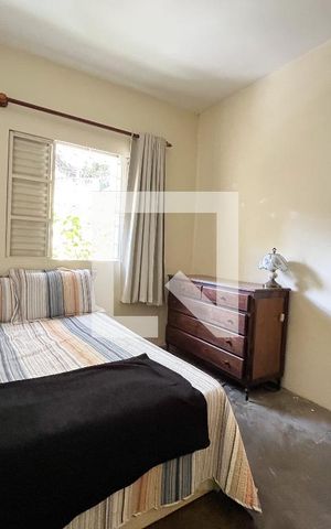 Casa à venda com 250m², 4 quartos e 5 vagas Casa à venda com 250m², 4 quartos e 5 vagasQuarto 3