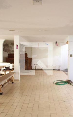 Casa para alugar com 690m², 5 quartos e 7 vagasÁrea de Serviço