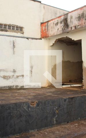 Casa para alugar com 690m², 5 quartos e 7 vagasQuintal