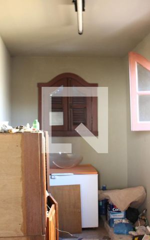 Casa para alugar com 690m², 5 quartos e 7 vagasDespensa