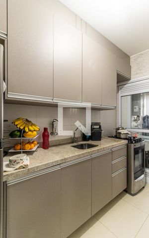 Apartamento à venda com 65m², 2 quartos e 1 vagaCozinha - Armários