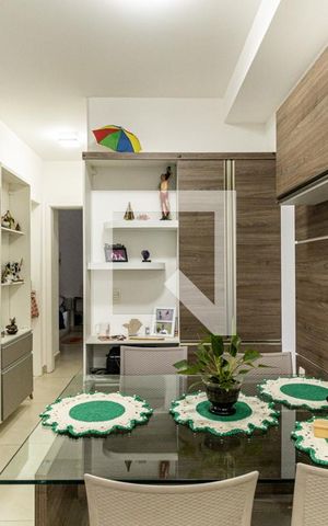 Apartamento à venda com 65m², 2 quartos e 1 vagaSala