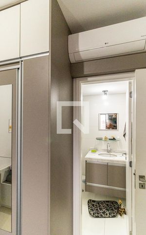 Apartamento à venda com 65m², 2 quartos e 1 vagaSuíte - Ar-Condicionado