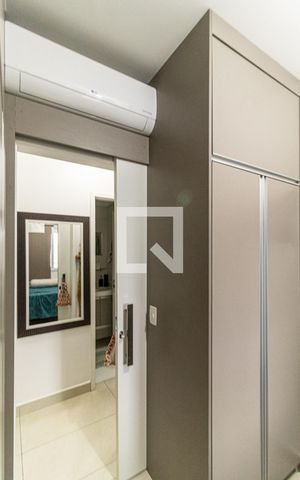 Apartamento à venda com 65m², 2 quartos e 1 vagaQuarto - Ar-Condicionado