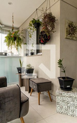 Apartamento à venda com 65m², 2 quartos e 1 vagaVaranda