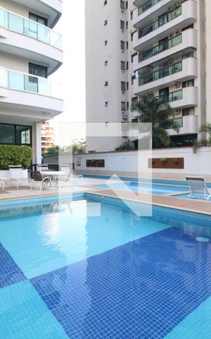 Apartamento para alugar com 77m², 3 quartos e 1 vagaÁrea comum - Piscina