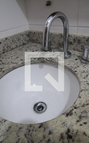 Apartamento para alugar com 77m², 3 quartos e 1 vagaBanheiro da Suíte 1