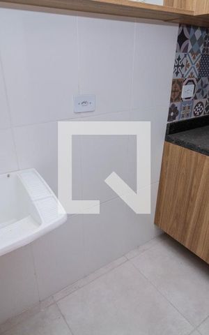 Apartamento à venda com 29m², 1 quarto e sem vaga Apartamento à venda com 29m², 1 quarto e sem vagaCozinha e Área de Serviço