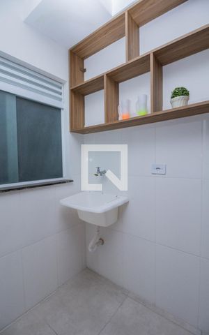 Apartamento à venda com 29m², 1 quarto e sem vaga Apartamento à venda com 29m², 1 quarto e sem vagaCozinha e Área de Serviço
