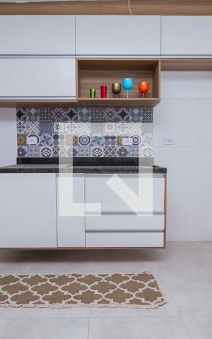 Apartamento à venda com 29m², 1 quarto e sem vaga Apartamento à venda com 29m², 1 quarto e sem vagaCozinha e Área de Serviço