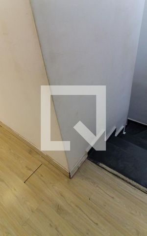 Casa de condomínio à venda com 70m², 2 quartos e 1 vaga Casa de condomínio à venda com 70m², 2 quartos e 1 vagaHall
