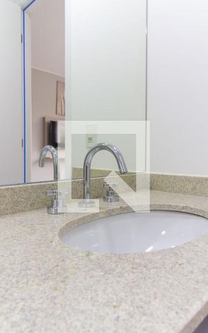 Apartamento à venda com 24m², 0 quarto e sem vaga Apartamento à venda com 24m², 0 quarto e sem vagaBanheiro