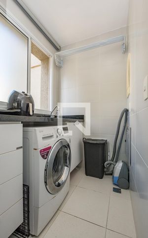 Apartamento à venda com 78m², 2 quartos e 2 vagas Apartamento à venda com 78m², 2 quartos e 2 vagasÁrea de Serviço