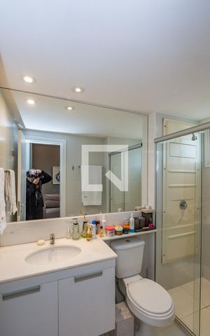 Apartamento à venda com 78m², 2 quartos e 2 vagas Apartamento à venda com 78m², 2 quartos e 2 vagasBanheiro da Suíte 2