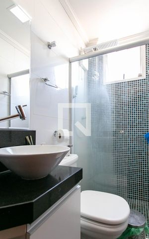 Apartamento à venda com 115m², 3 quartos e 2 vagas Apartamento à venda com 115m², 3 quartos e 2 vagasBanheiro Social