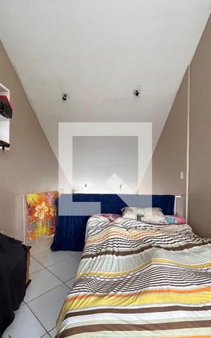 Casa à venda com 71m², 2 quartos e 1 vagaSuíte