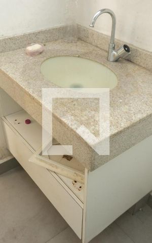 Studio à venda com 42m², 1 quarto e sem vagaBanheiro