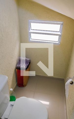 Casa à venda com 131m², 3 quartos e 3 vagas Casa à venda com 131m², 3 quartos e 3 vagasLavabo