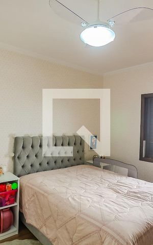 Casa à venda com 131m², 3 quartos e 3 vagas Casa à venda com 131m², 3 quartos e 3 vagasQuarto 1