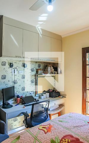 Casa à venda com 131m², 3 quartos e 3 vagas Casa à venda com 131m², 3 quartos e 3 vagasSuíte