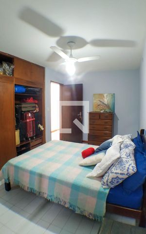 Casa à venda com 260m², 5 quartos e 3 vagas Casa à venda com 260m², 5 quartos e 3 vagasQuarto 3