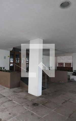 Apartamento à venda com 65m², 2 quartos e 1 vagaÁrea comum