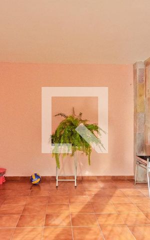 Casa à venda com 344m², 8 quartos e 1 vaga Casa à venda com 344m², 8 quartos e 1 vagaCasa 1 - Garagem