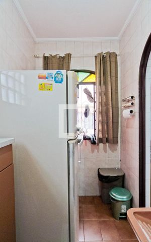 Casa à venda com 344m², 8 quartos e 1 vaga Casa à venda com 344m², 8 quartos e 1 vagaCasa 2 - Área de serviço