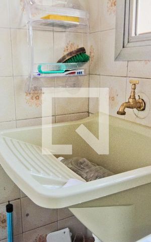Casa à venda com 344m², 8 quartos e 1 vaga Casa à venda com 344m², 8 quartos e 1 vagaCasa 1 - Área de serviço