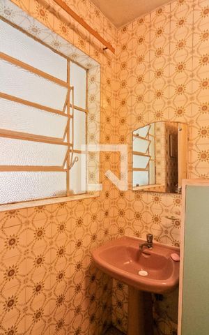 Casa à venda com 344m², 8 quartos e 1 vaga Casa à venda com 344m², 8 quartos e 1 vagaCasa 3 - Banheiro
