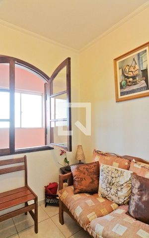 Casa à venda com 344m², 8 quartos e 1 vaga Casa à venda com 344m², 8 quartos e 1 vagaCasa 2 - Quarto