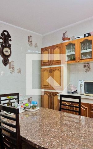 Casa à venda com 344m², 8 quartos e 1 vaga Casa à venda com 344m², 8 quartos e 1 vagaCasa 2 - Cozinha