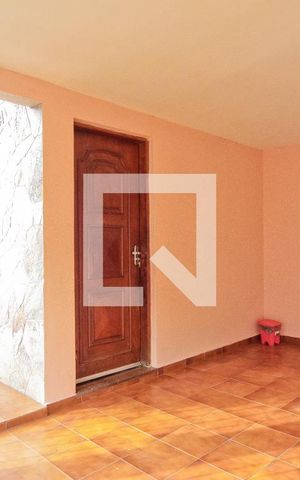 Casa à venda com 344m², 8 quartos e 1 vaga Casa à venda com 344m², 8 quartos e 1 vagaCasa 1 - Garagem